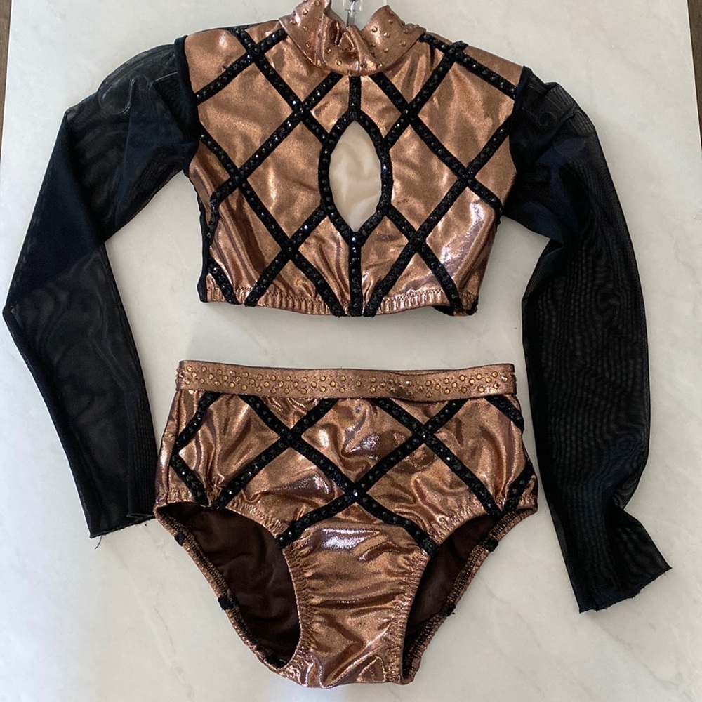 Dance costume